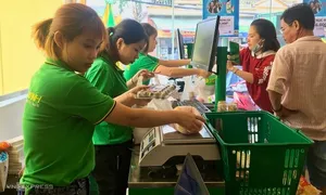 Nhân viên thôi việc, Thế Giới Di Động gom cổ phiếu rẻ bằng 16% giá thị trường Nhân viên thôi việc, Thế Giới Di Động gom cổ phiếu rẻ bằng 16% giá thị trường