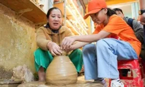 Làng gốm Thanh Hà là 'Điểm du lịch cộng đồng tốt nhất' Việt Nam Làng gốm Thanh Hà là 'Điểm du lịch cộng đồng tốt nhất' Việt Nam